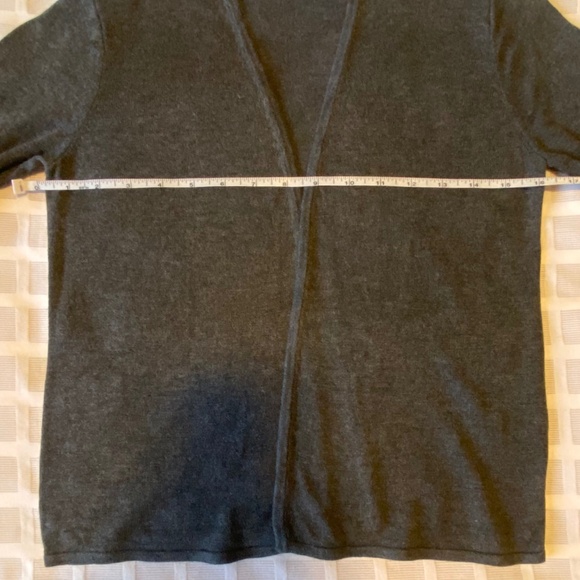 Charcoal Grey Cardigan Contemporaine from Simons Excellent Condition - Picture 7 of 9